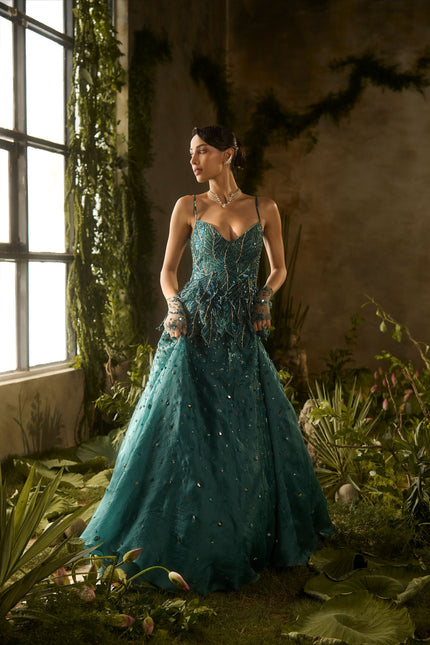 ENIGMA LEHENGA SET