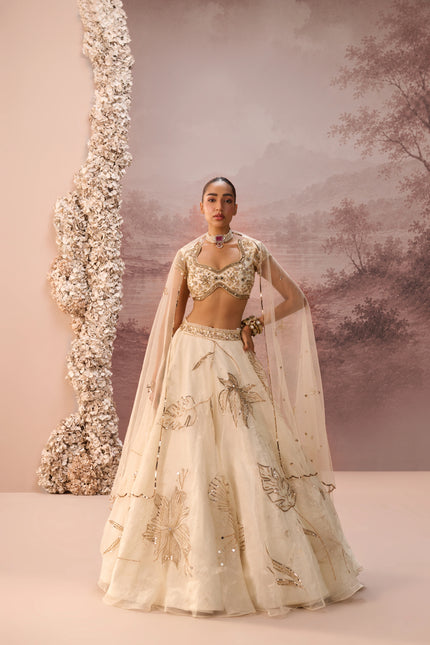 ELARIA LEHENGA SET
