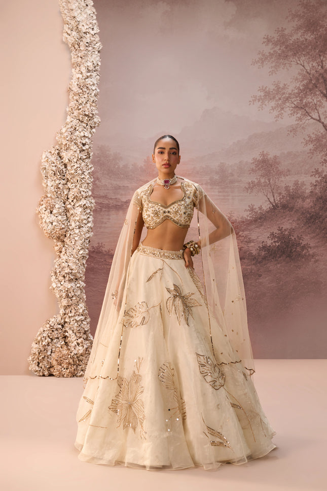 ELARIA LEHENGA SET
