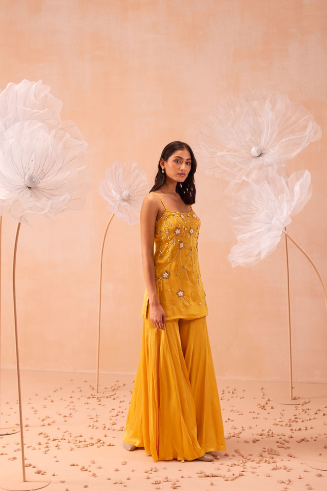 Jaune Sharara  Set